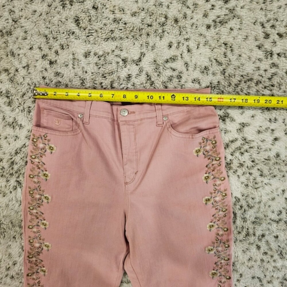 Gloria Vanderbilt Amanda Hi Rise Floral Embroidered Hi Rise Pink Jeans SZ 10P - Picture 8 of 14